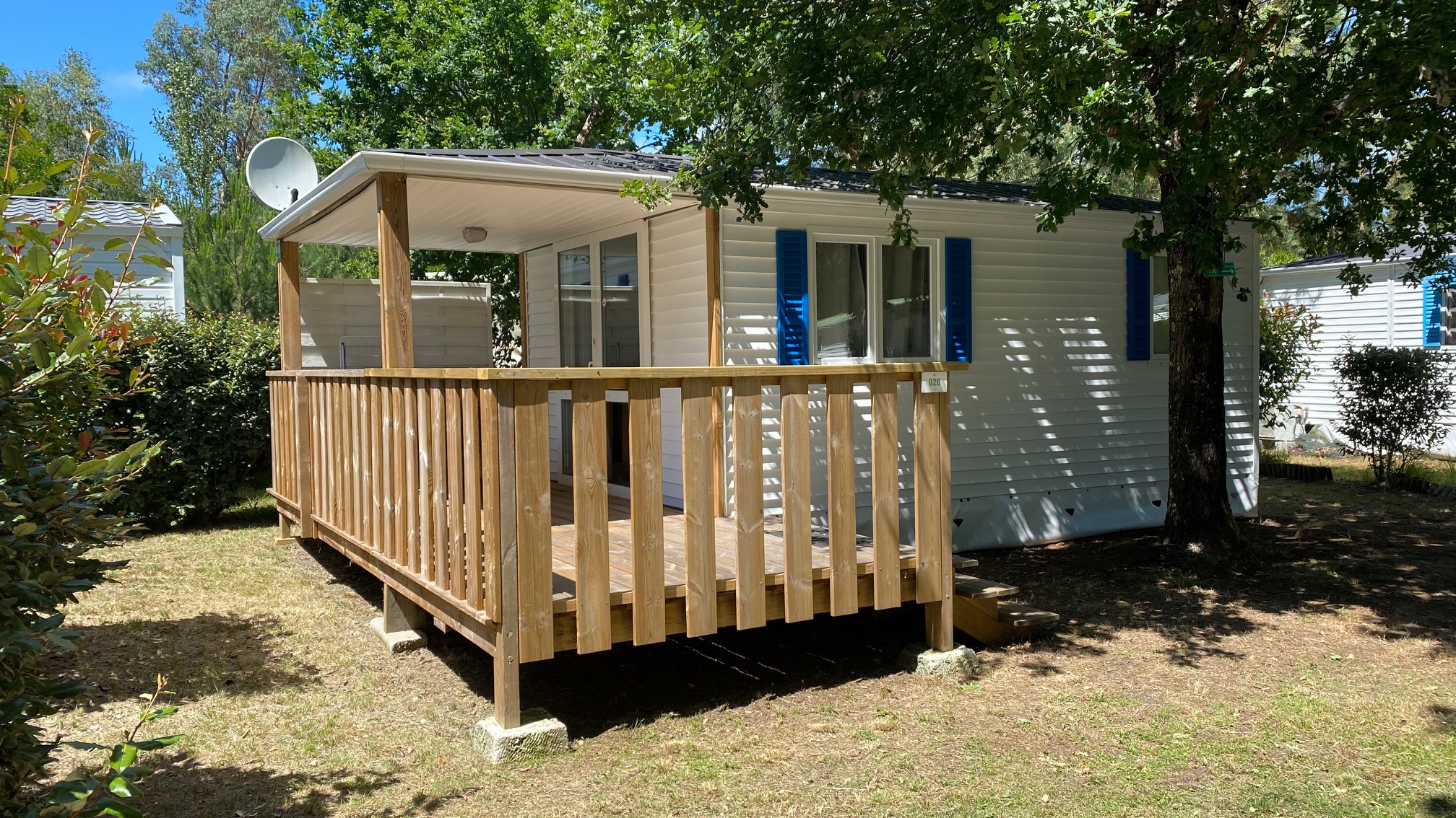 Où trouver un mobil home de standing près de Lacanau?